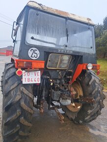 PREDAM TRAKTOR ZETOR 7340 V PREVEDENI JOHN DEERE - 5