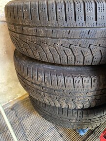 Predám zimné pneu 215/70 R16 - 5