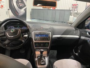 Škoda Octavia 1.6 TDI CR DPF Ambiente DSG, Xenony - 5