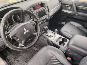 Mitsubishi Pajero - 5