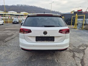 VW Passat Variant B8,5 Facelift 2.0 TDI Business ,ACC,Masáž - 5