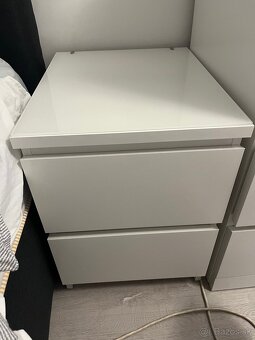 Ikea Malm nočné stolíky a komoda - 5