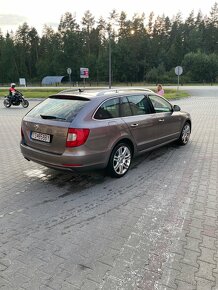 Škoda Superb 2.0 tdi 4x4 - 5