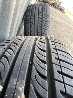 Ford R16  205/55R16 - 5