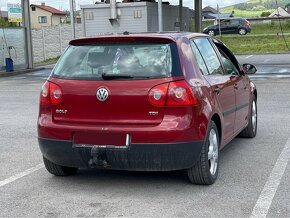 Volkswagen Golf 1.9 TDI DSG - 5