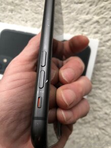 iPhone 11 64GB, black - 5