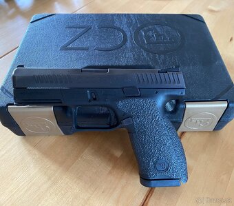 CZ P10C - 5