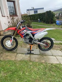 Honda CRF250R - 5