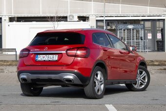 Mercedes-Benz GLA 180 d Entry A/T - 5