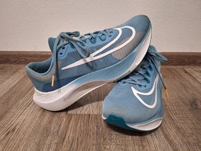 Pánske bežecké tenisky zn. Nike Zoom Fly 5 veľ.44 - 5