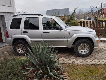 Jeep Cherokee - 5