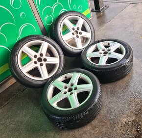 Alu Kola 5x100 Audi VW Seat Skoda Toyota 235/45R17 - 5