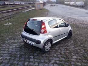 Peugeot 107 - 5