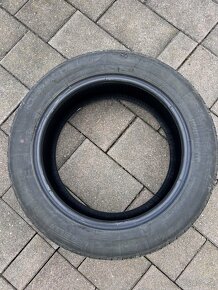 Letne gumy: Pirelli Cinturato P7 215/55 R17 94 W - 5