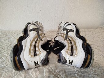 Tenisky Mizuno Wave Tornado 7 Euro 45 - 5