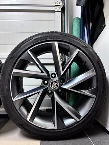 Skoda Vega 5x112 R19 Letne - 5