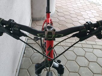 SPECIALIZED ROCKHOPPER - 5