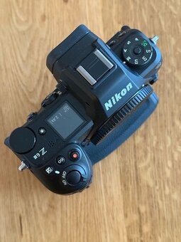 Nikon Z6 III + batériový grip Nikon MB-N14 - 5