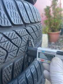 205/60 R17 93H pirelli - 5