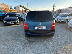 Volkswagen Touran 1.9 TDI Trendline - 5