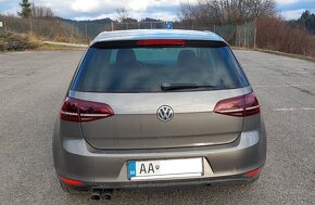 VW Golf 7 2,0 TDI, Highline, DSG, Bi-xenón, r. 2015 - 5