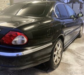 Jaguar X-Type Sedan 2.1 V6, 114 kW, Benzin - 5