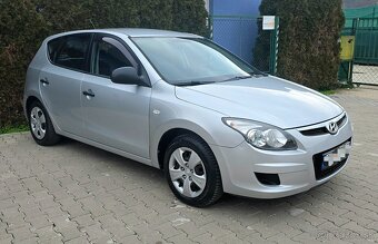 Hyundai i30 1.4 16V Comfort Najazdené: 97-tis. - 5