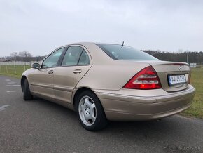 Mercedes Benz C240 W203 - 5