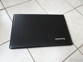 17.3" Lenovo G710/ Core I5/ 8GB RAM/ 128SSD a 750HDD/ NVidia - 5