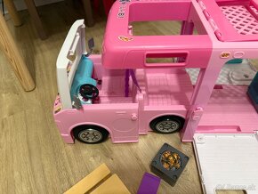 Barbie karavan - 5