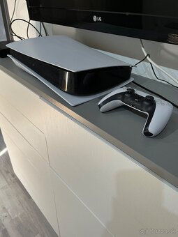 PlayStation 5 s mechanikou - 5