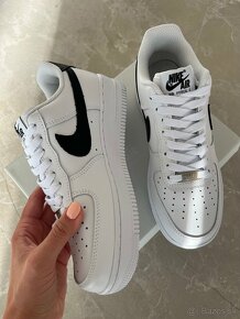 Nike Air Force 1 bielo čierne tenisky - 5