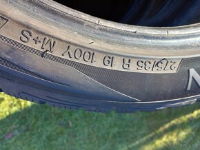 Dvojrozmer 275/35 r19 a 245/40 r19 zimne pneumatiky. - 5