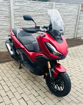 Predám skúter Honda ADV 350 - 5