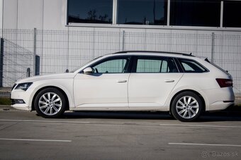 Škoda Superb Combi 2.0 TDI 4x4 Style DSG - 5