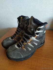 Dámske turistické topánky Lowa Khumbu GTX 41,5 - 5