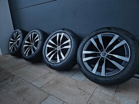 255/45 R19 Mercedes S-Class - 5