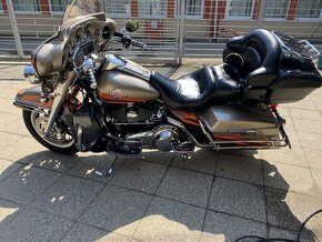 Harley-Davidson Electra Glide - 5