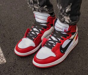 Nike Air Jordan 1 High x Off White - 5