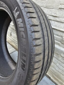 235/55 R19 Michelin - 5