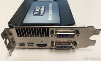 AMD Radeon HD6850 - 5