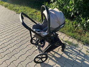 Cybex Priam 3v1 s podvozkom Matt Black plus prislusenstvo - 5