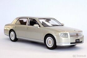 TOYOTA CENTURY 2018 – 1:18 KYOSHO - 5