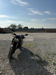 Honda cb650r - 5