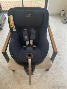 Britax ROMER Dualfix M i-Size Ba - 5