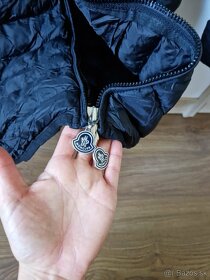 Predlzena bunda Moncler,velkost XS - 5