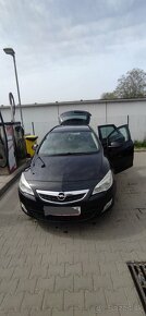 Astra Sport Tourer, 2011 , 1.7 - 5