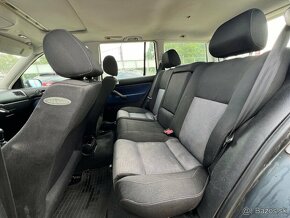 VW Bora Combi 4x4 1,9 TDi 85Kw - 5