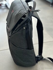 Peak Design Everyday Backpack 20L Charcoal v1 - 5