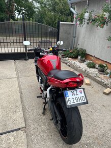 Yamaha FZ1 - 5